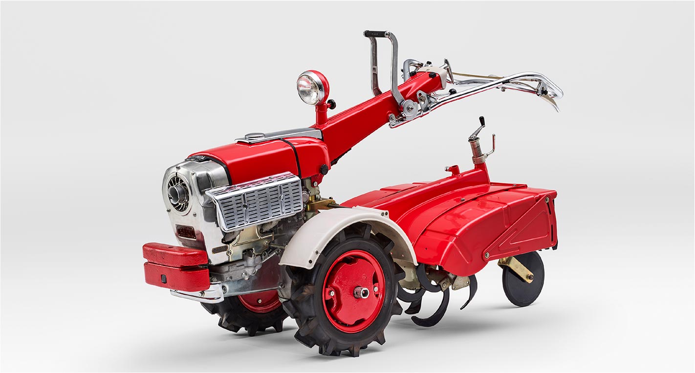 The F150 tiller was so revolutionary that people said “The Honda whirlwind filled the fields with red.”