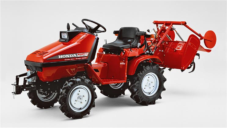 Mighty 11 compact tractor was equipped with unique four-wheel steering.