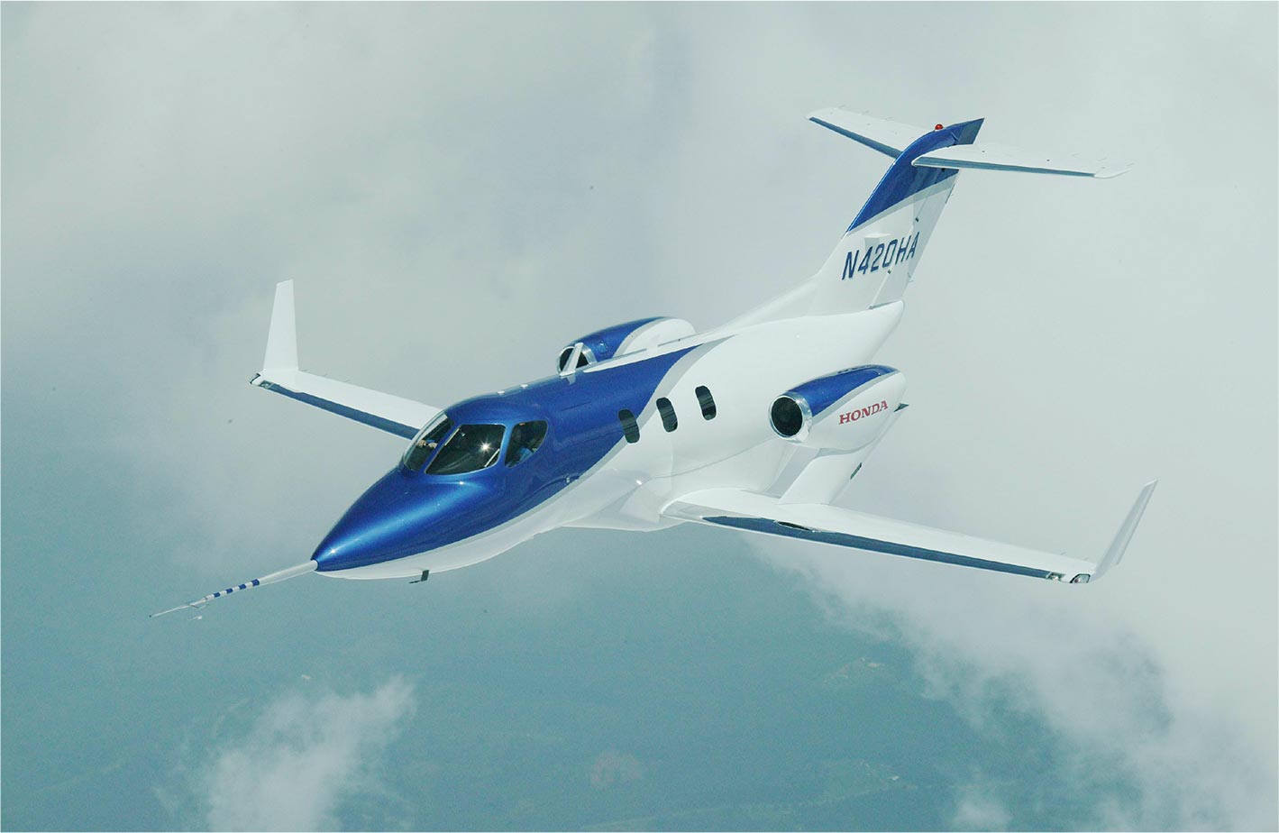 Successful first flight by POC aircraft equipped with the HF118