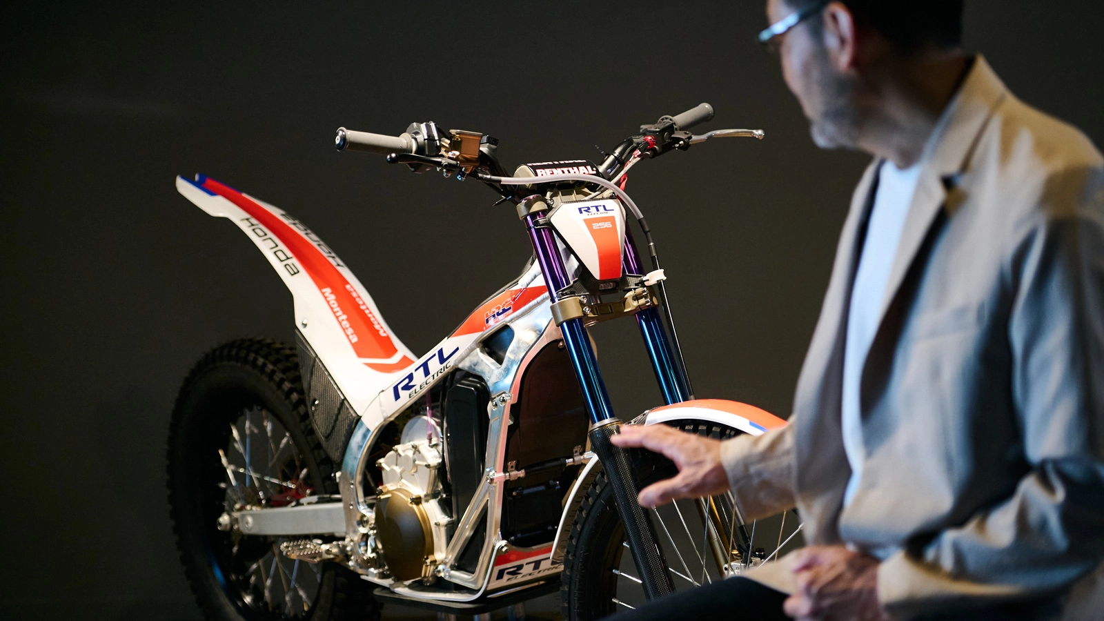 The reason for dressing Honda’s first electric trial bike RTL ELECTRIC in white