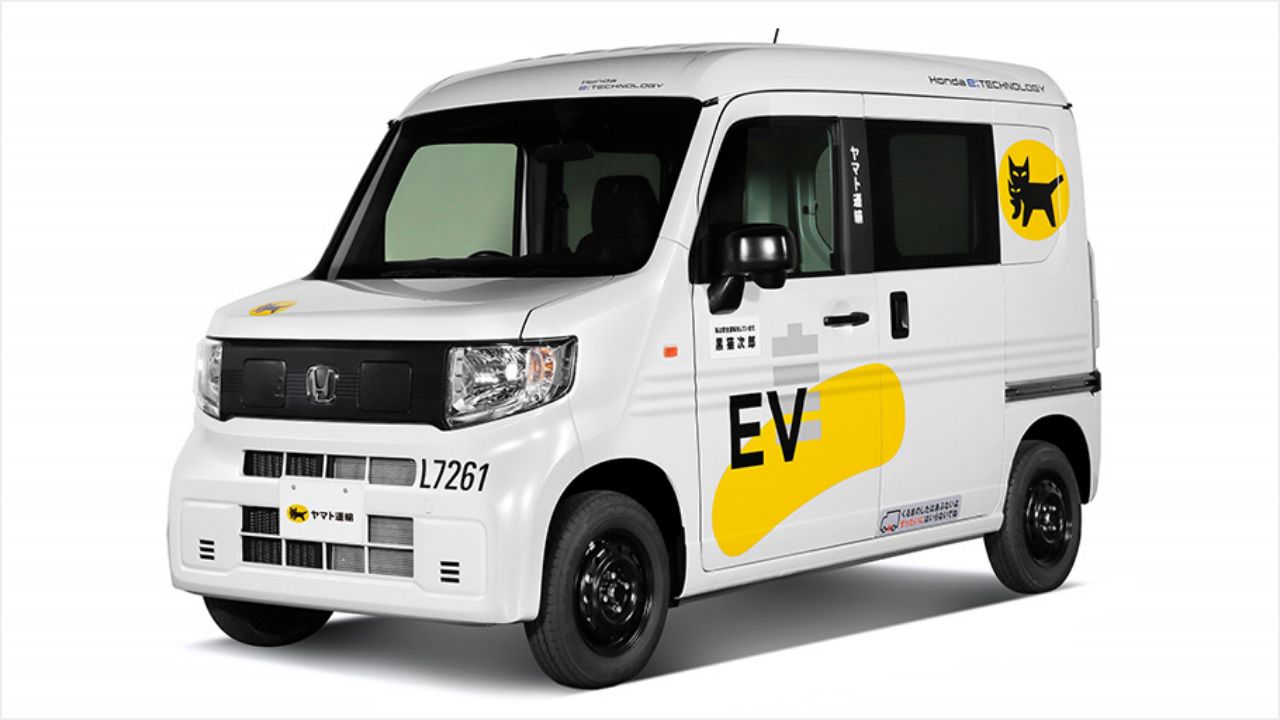 Honda begins verification test using mini-EVs powered by swappable batteries for package pickup/delivery service in November 2023