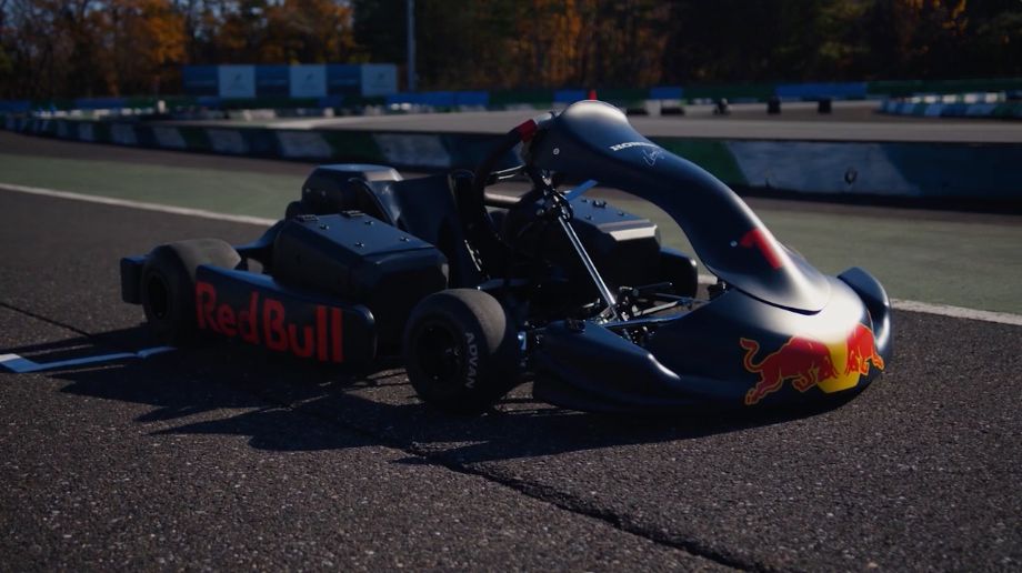 Demo cart race powered by Mobile Power Pack e:s driven by Formula 1 drivers including Max Verstappen <filmed during HRTD 2022>