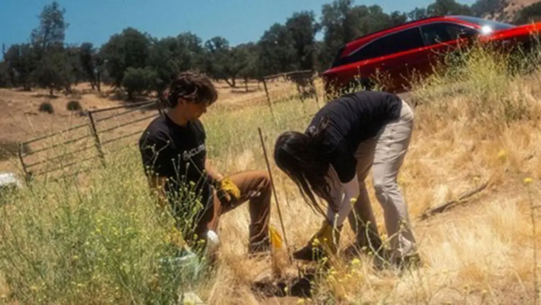 Promoting Environmental Conservation Activities in Partnership with Local Communities to Contribute to a Sustainable Society