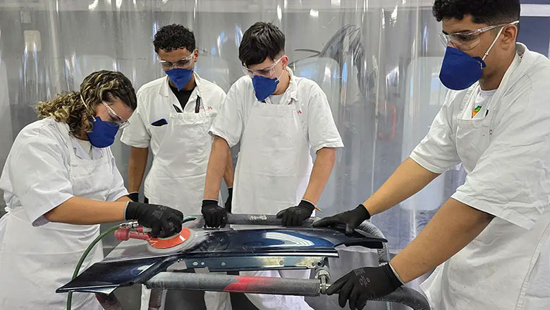 Vocational Training in Brazil and Peru Aimed at Promoting Youth Independence and Expanding Employment Opportunities