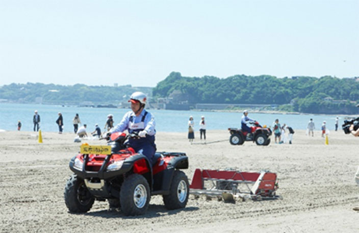 Honda Beach Cleanup Project Implemented by the Honda Group Across Japan Marketing