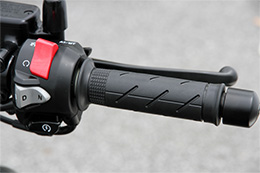 The A (Automatic)/M (Manual) mode selector switch