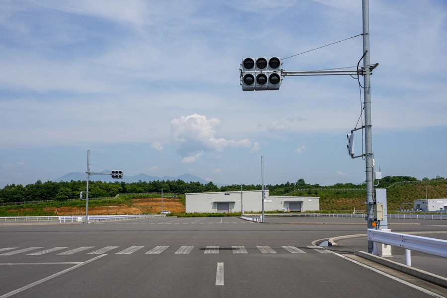 Tochigi Proving Ground Sakura  Multi-Purpose Course (Japanese intersection and traffic signals)