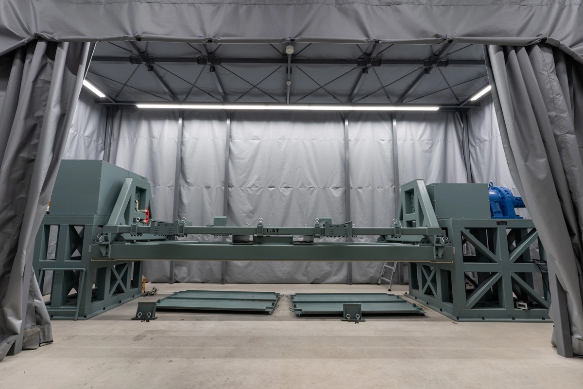 Static rollover test machine