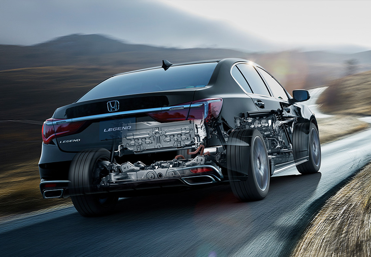 Legend’s Sport Hybrid SH-AWD® Technology, a Three-Motor Hybrid System – 2014