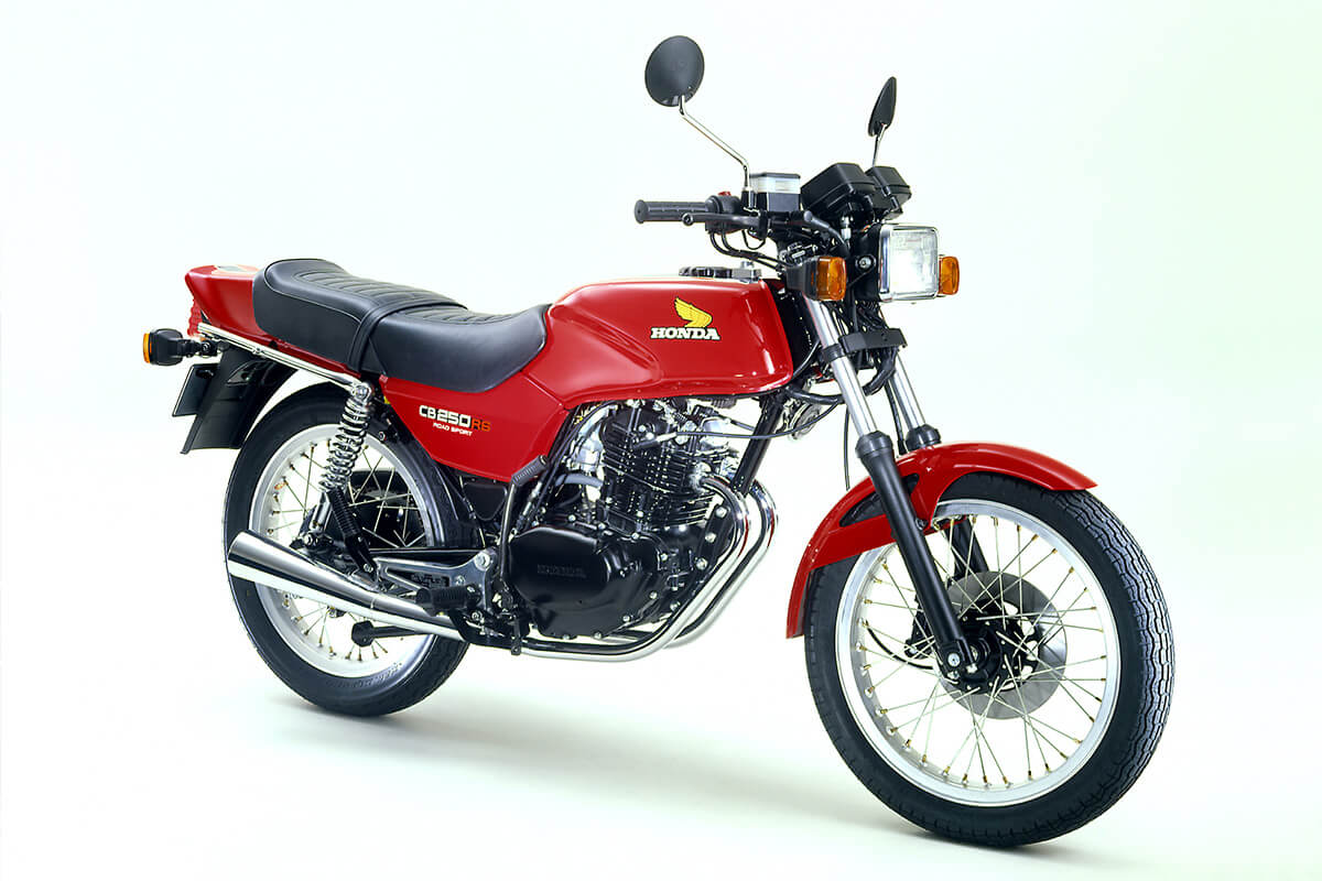 ヒラリ、ヒラリ」の走りを実現したCB初の250cc単気筒ロードスポーツ｜CB Stories｜HISTORY｜CB｜Honda