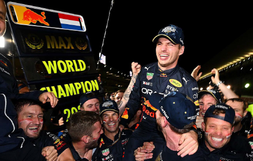 2022年 Oracle Red Bull Racing はコンストラクターズ選手権・ドライバーズ選手権の両タイトルを獲得