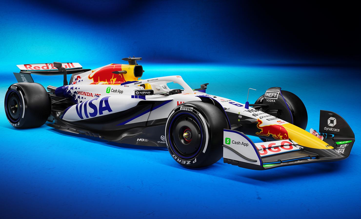 2025 Visa Cash App Racing Bulls F1 Team VCARB 02｜F1マシン Powered
