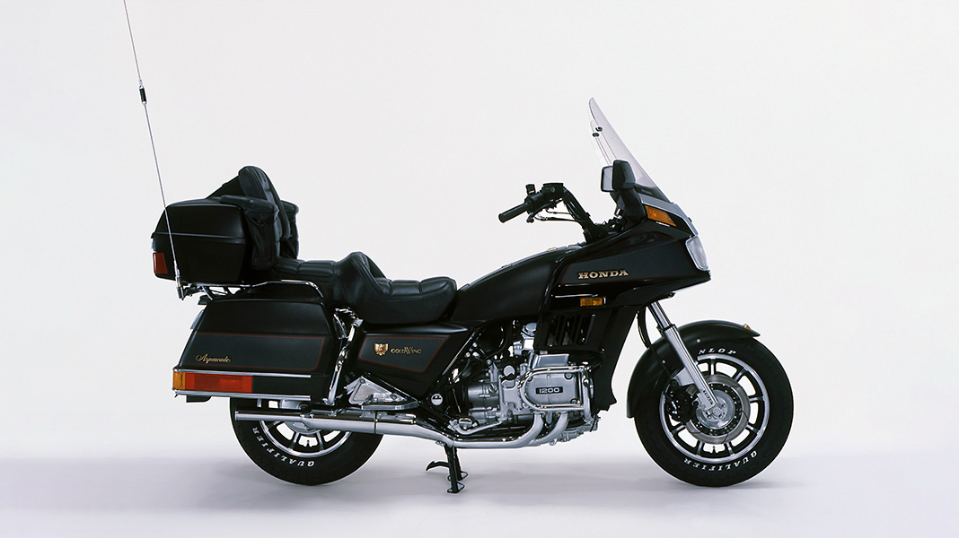 Gold Wing Stories｜HISTORY｜Gold Wing｜Honda