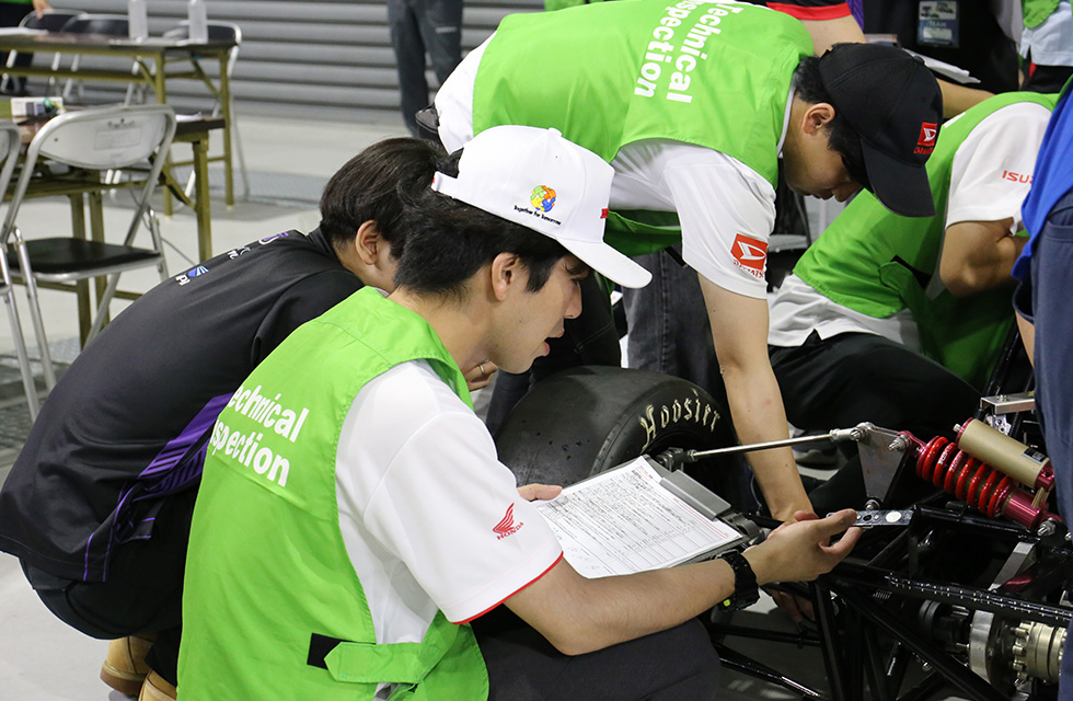 学生フォーミュラ日本大会2026の活動を支援