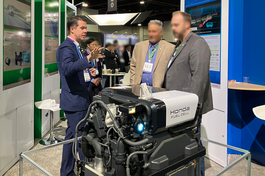 各国要人と交流