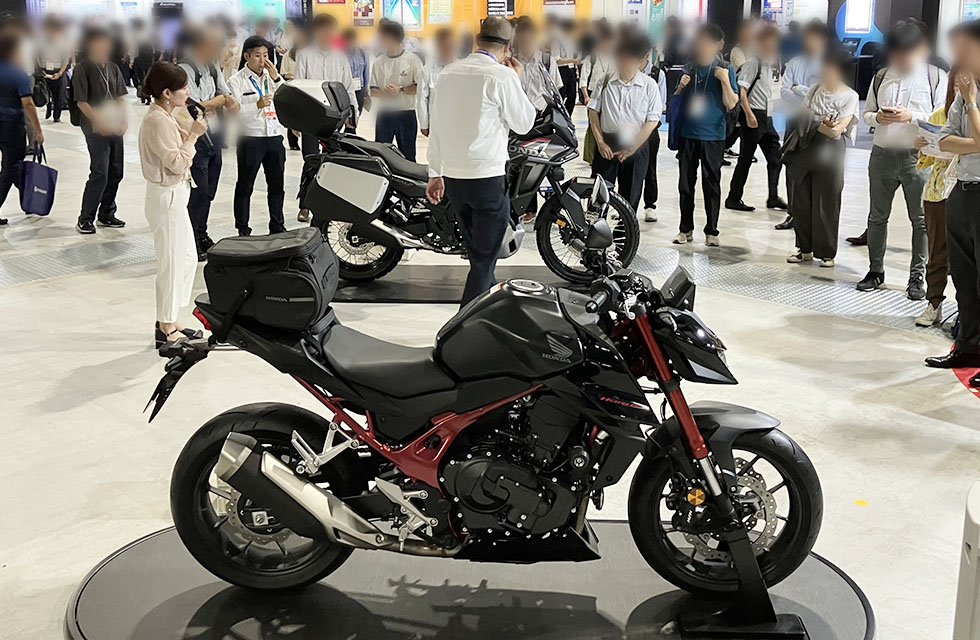 新技術搭載車両展示（名古屋）