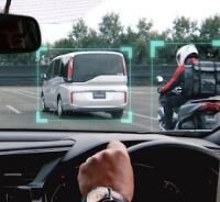 2050年交通事故死者ゼロに向けた、先進の将来安全技術を世界初公開 サムネイル