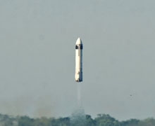 再使用型ロケット実験機の離着陸実験に成功