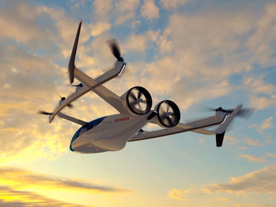 技術の前では、みな平等。空の未来を拓く、3人の女性の挑戦