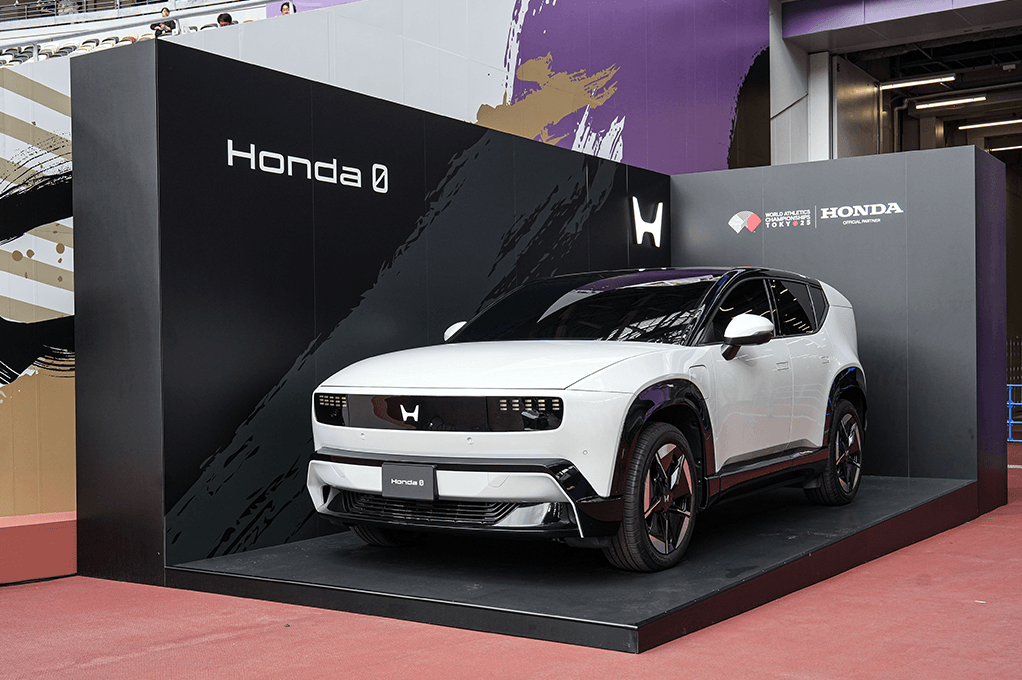 Honda 0 SUV<br>First-Ever Vehicle Displayed Inside the Stadium