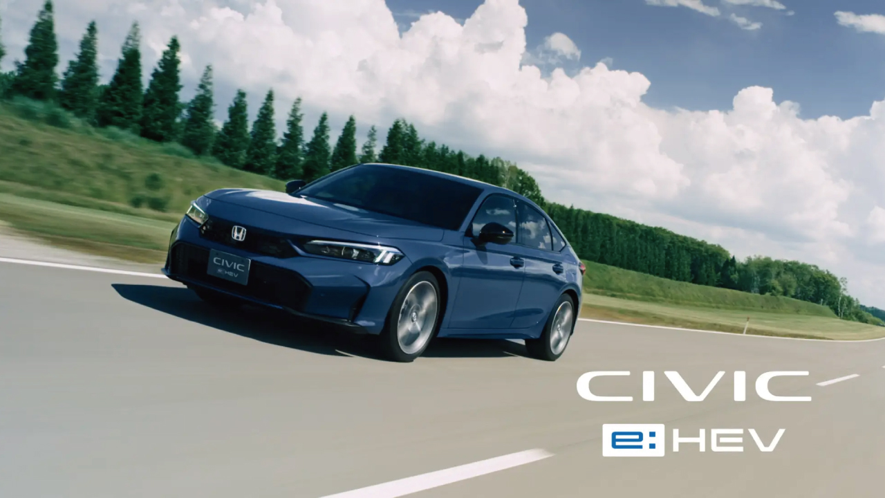 【CIVIC】WEB CM「e:HEV登場」篇 サムネイル