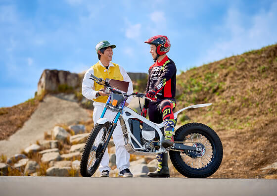 困難な道のりも「経験」と「粘り」で切り拓く。Honda初の電動トライアルバイクを開発