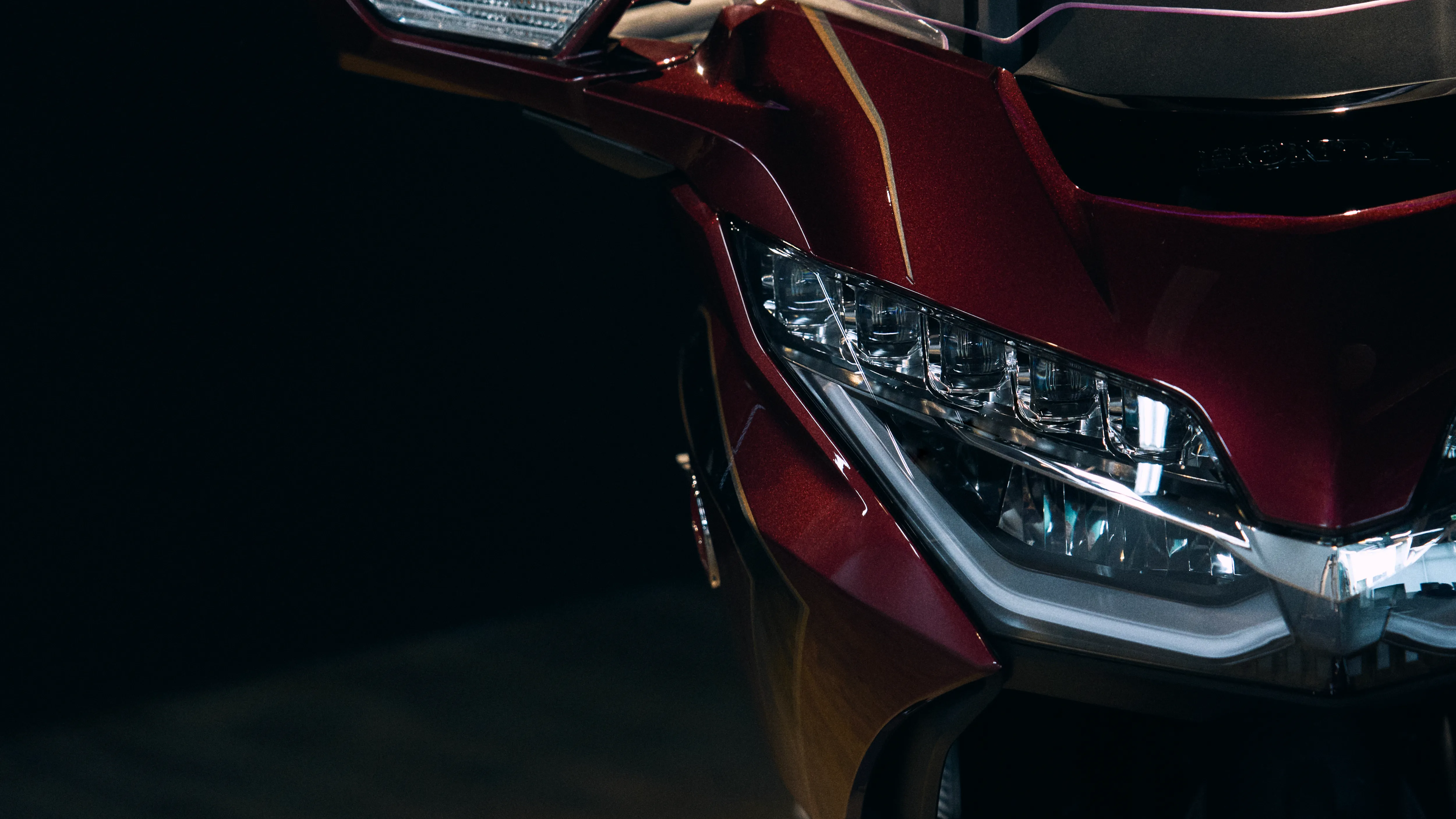 Gold Wing フロント