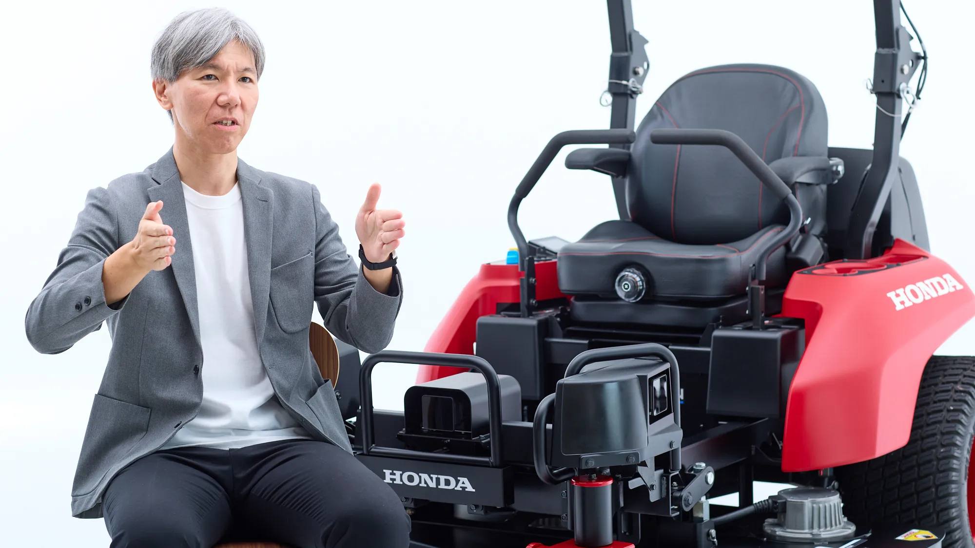 電動自動芝刈機ProZision Autonomous