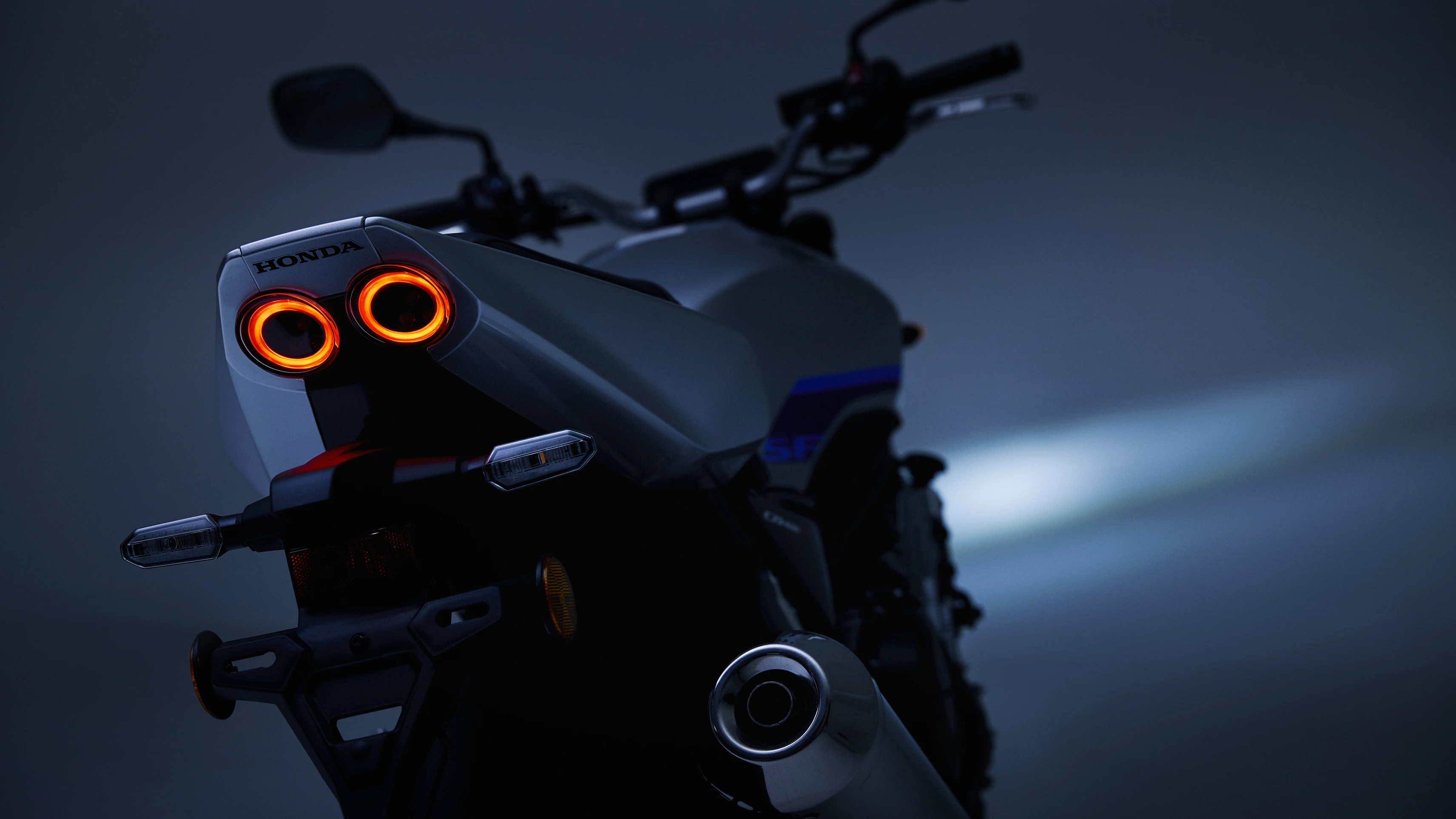 CB400 SUPER FOUR E-Clutch Concept