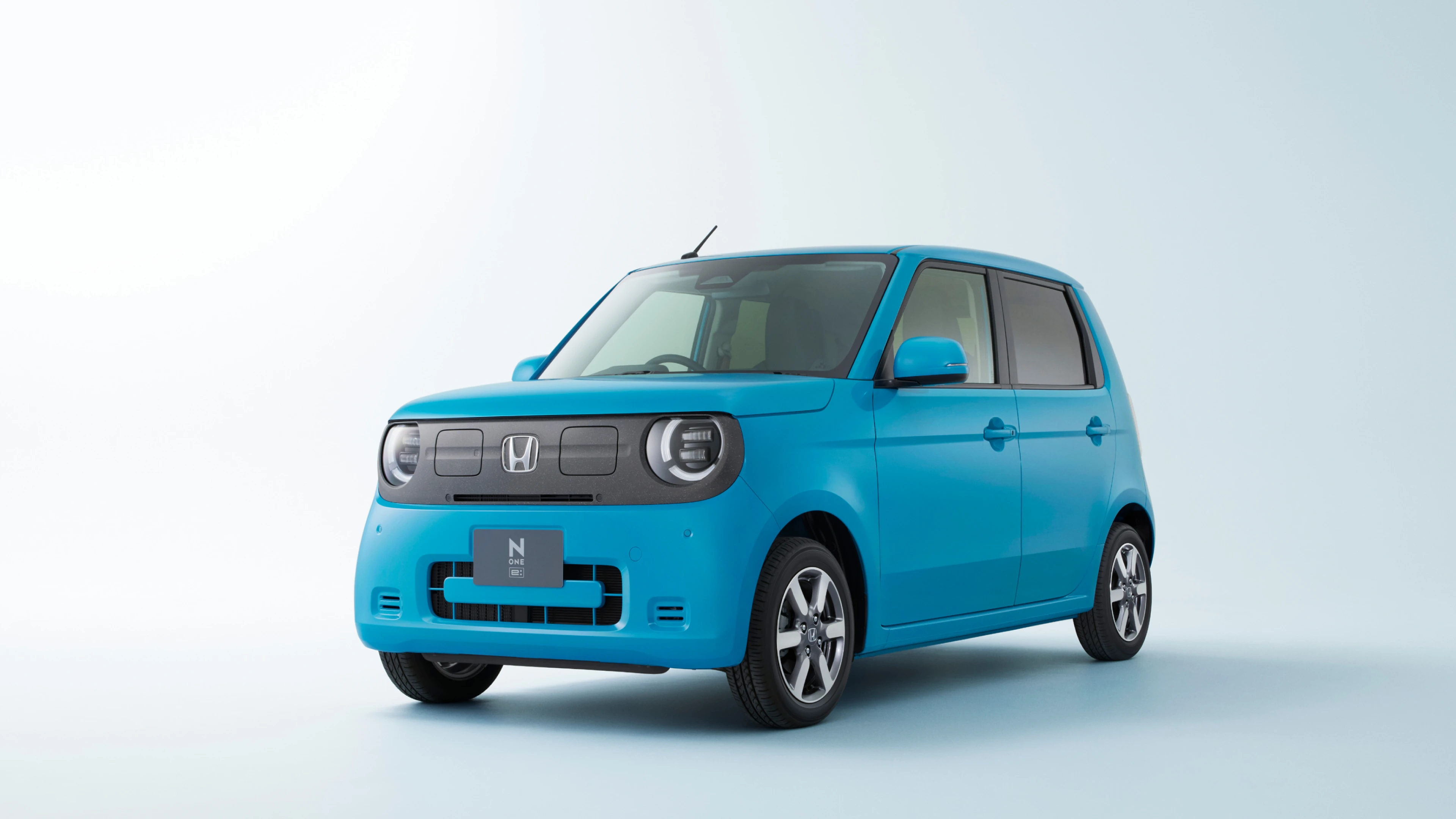 Super-ONEと並行して開発が進められたN-ONE e: