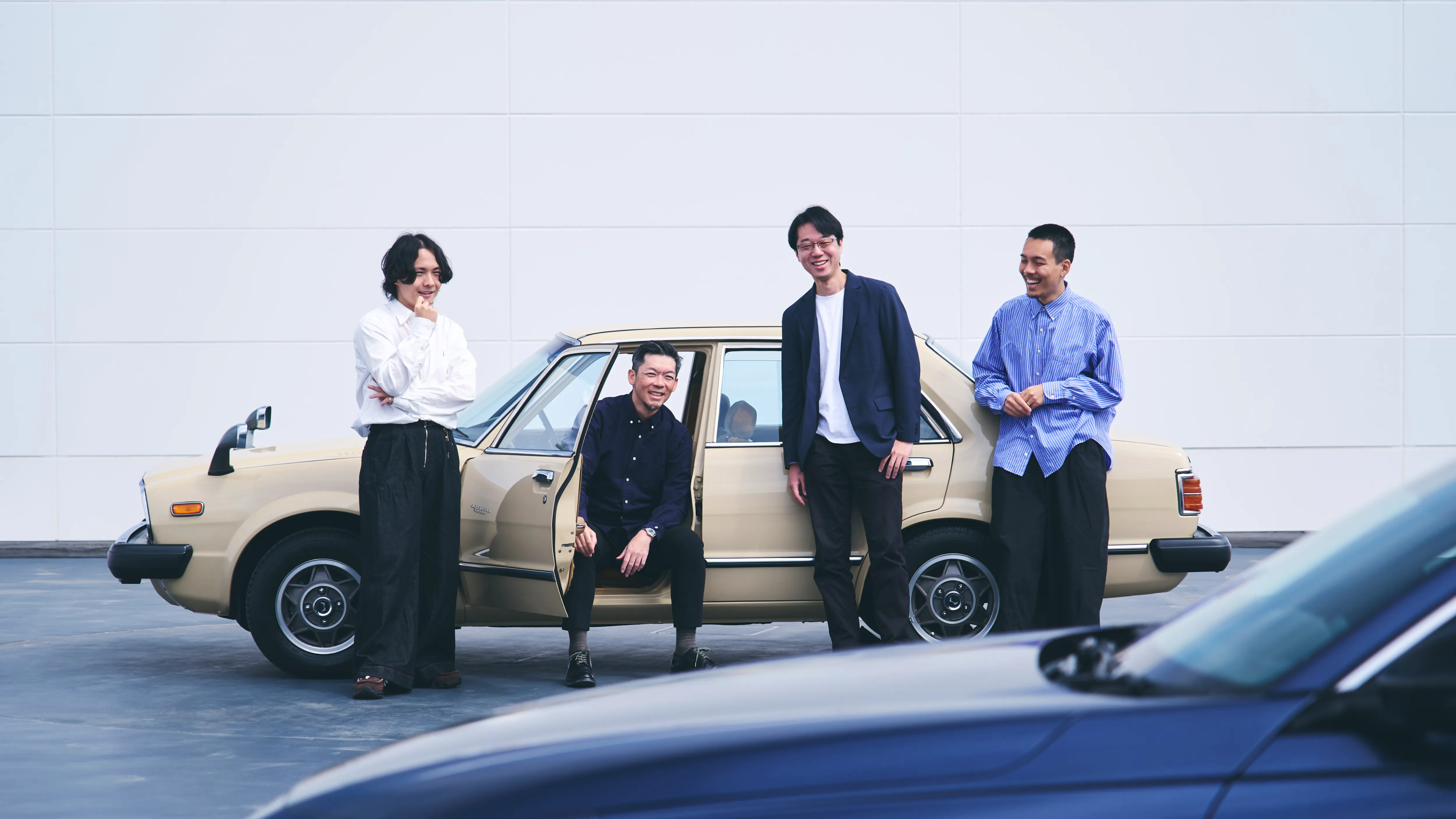ACCORDを囲むデザイナー4人
