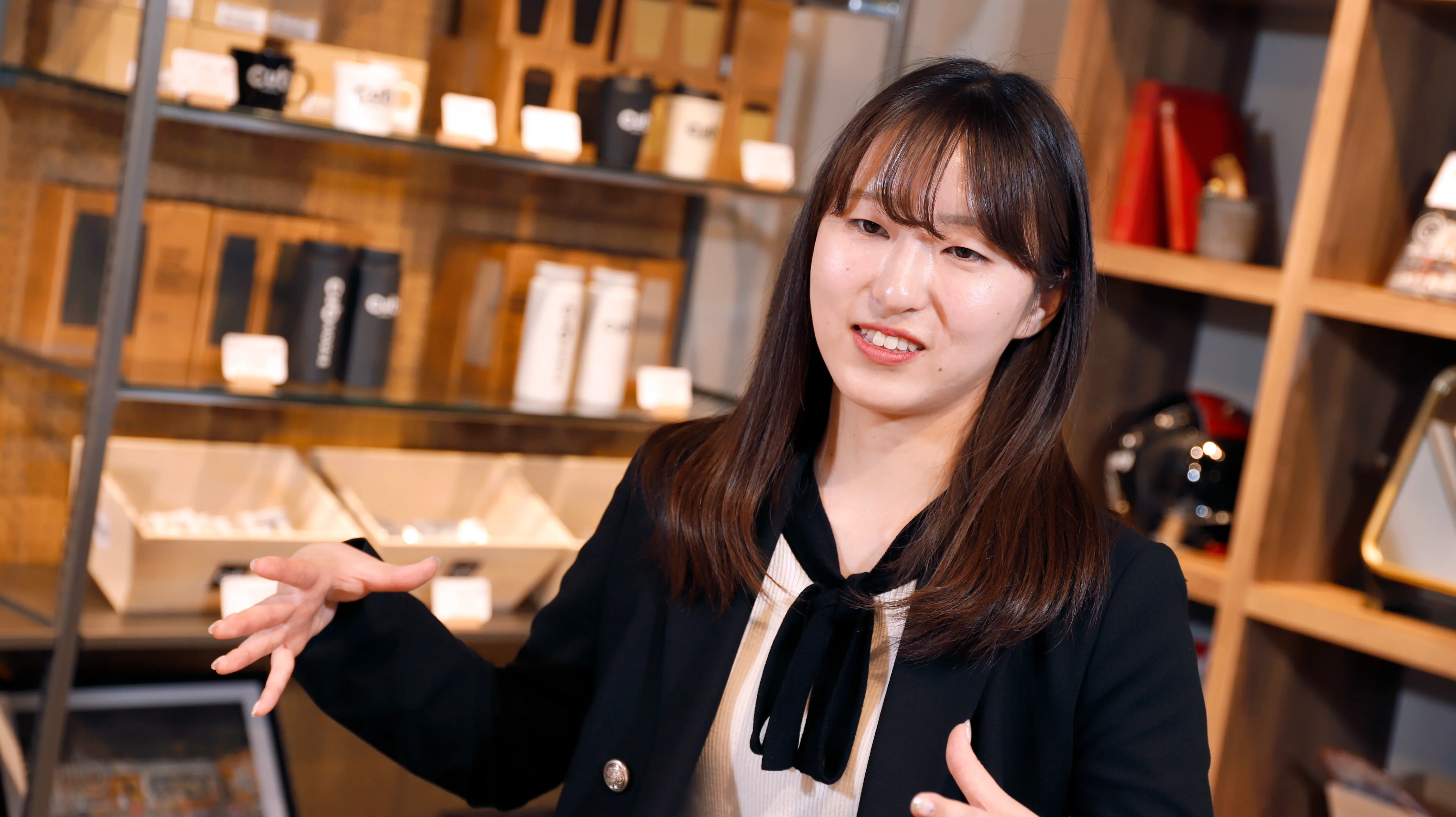 鈴木咲香