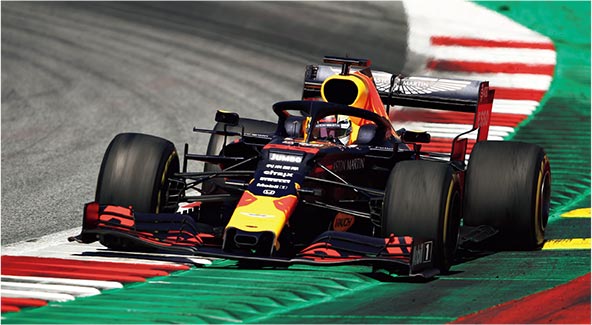 F1 レッドブル・レーシング マックス・フェルスタッペン オーストリアGPで2015年復帰後 初勝利