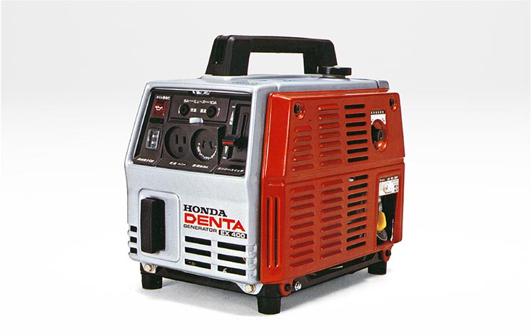 「デンタ」の愛称で親しまれたEX400。海外含めて年間10万台以上を販売した