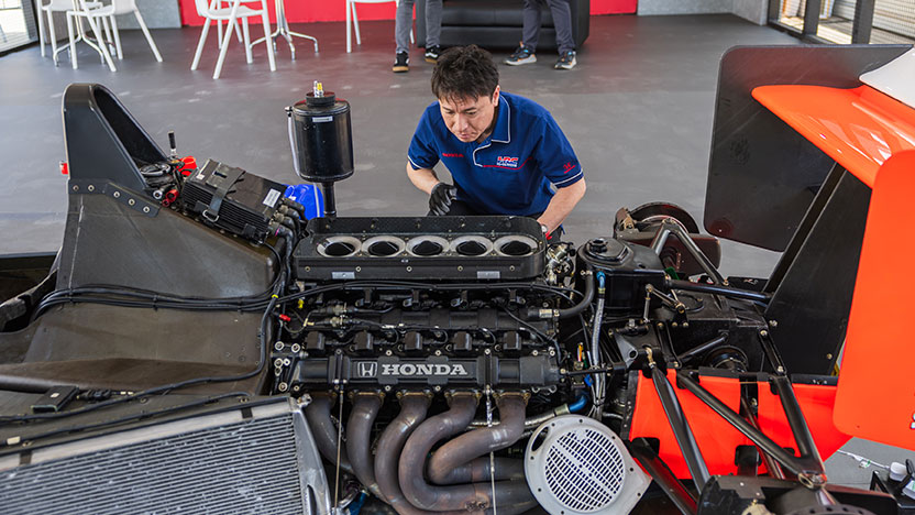 Nov 1, 2024｜Video & Photo Reports｜マクラーレン・ホンダMP4/5Bデモ