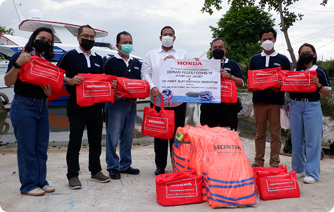 インドネシア：マスクや消毒液などを寄贈