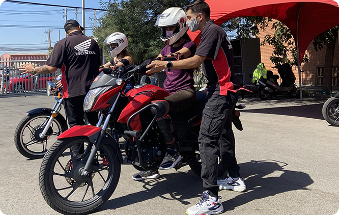 ブラジル：二輪車の交通安全教育