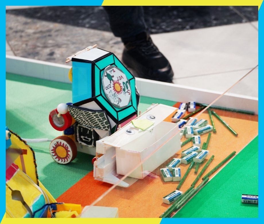 将来はプログラミング関係の仕事をしたいです！