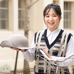 �O��S������