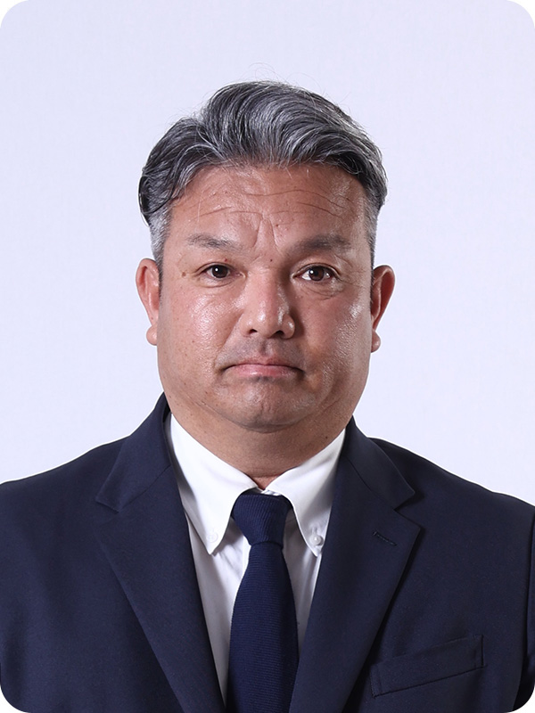 採用担当　岡野 勝俊