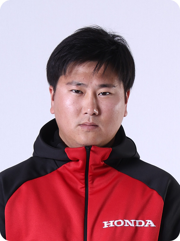 アナリスト　鈴木 恵佑