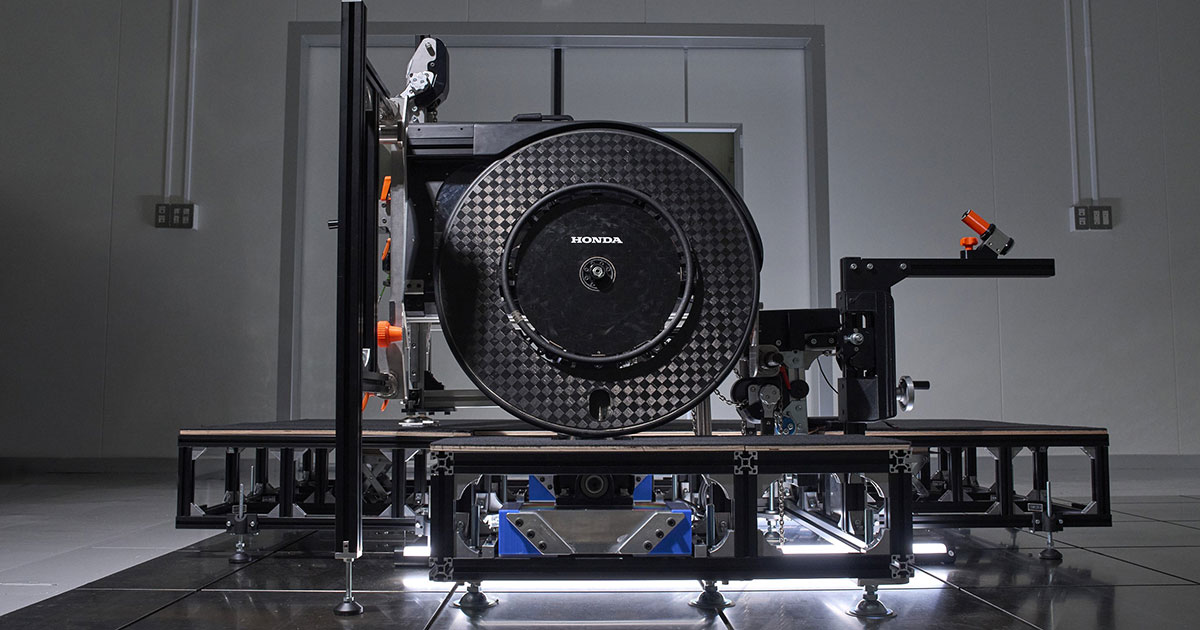 車いすアスリートの能力を最大限発揮させるHondaの新技術 テクノロジーコンテンツを公開