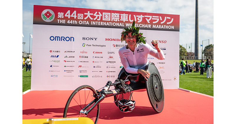 マニュエラ・シャー選手が第44回大分国際車いすマラソン優勝