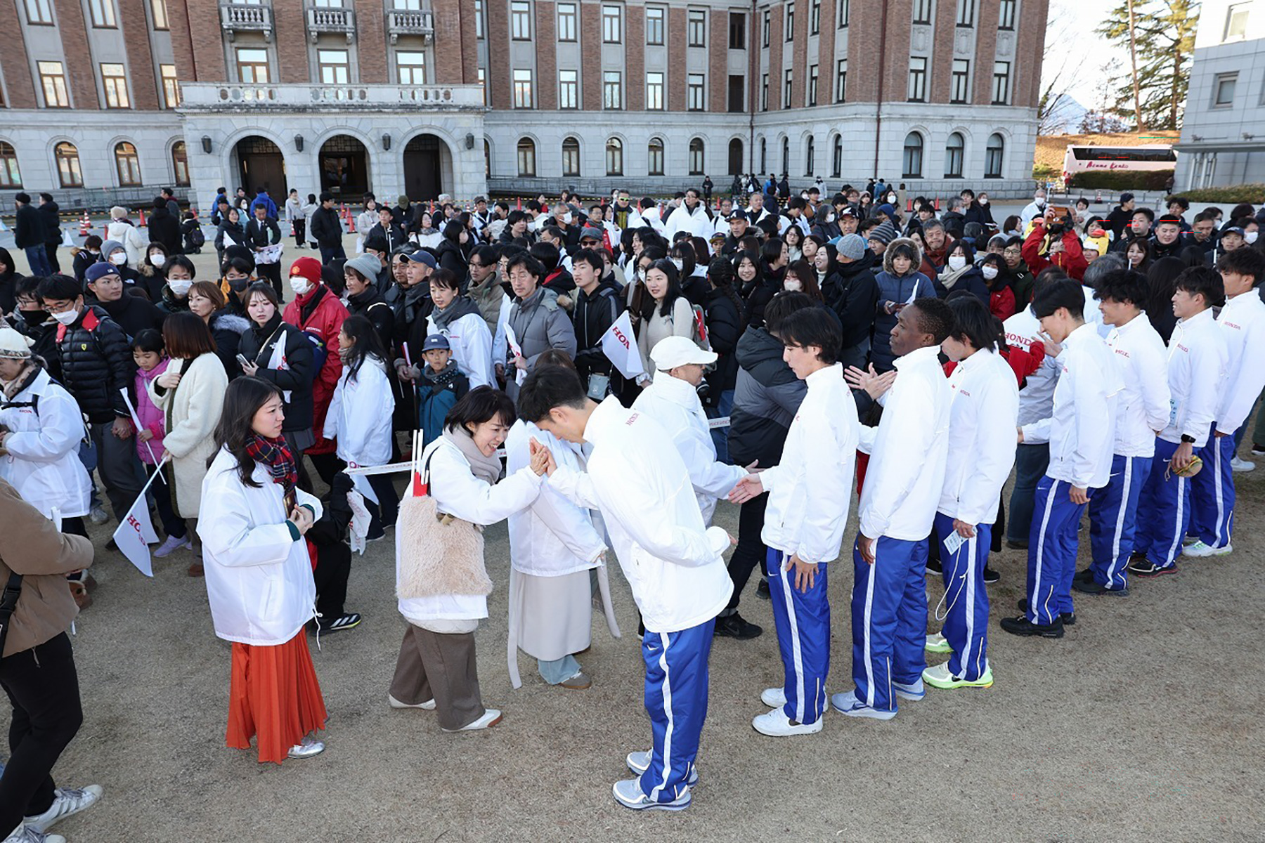 ニューイヤー駅伝2026の写真
