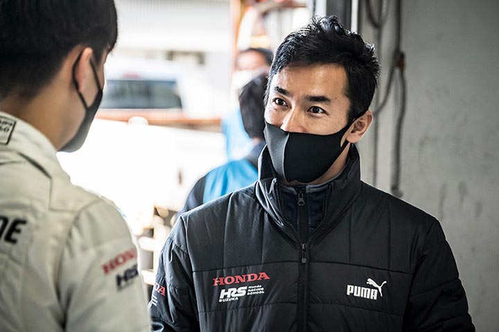 世界三大レースの一つ「インディ500」を制したトップドライバーの佐藤琢磨選手から、直接アドバイスを受けられる