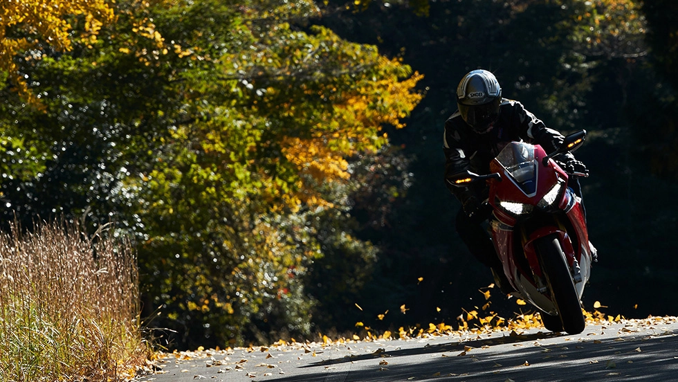 「操る喜び」を目指し続けたCBR1000RRと「電子制御」の出会い