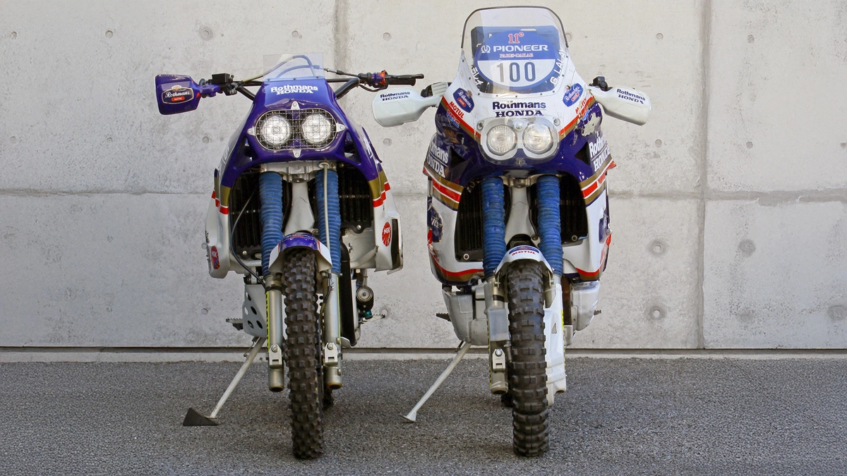 NXR750が纏った砂漠を生き抜くための装い