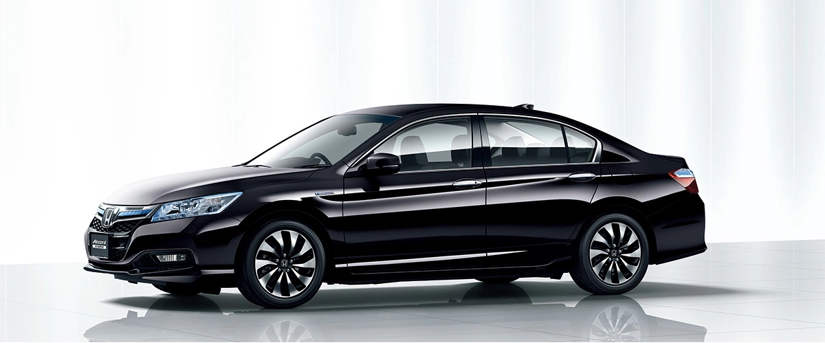 2013年にフルモデルチェンジされた9代目ACCORDには新しい2モーターハイブリッドシステム「i-MMD」が採用。i-MMDはe:HEVへと進化していく