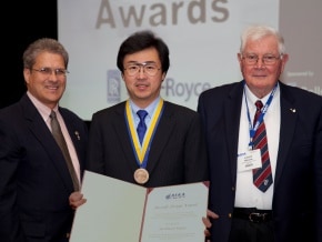 AIAA bestows 2012 Aircraft Design Award on HondaJet design