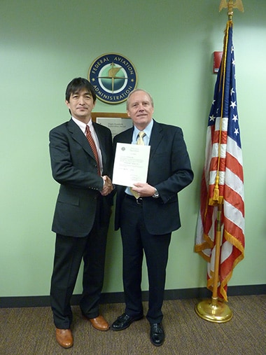 GE Honda Aero Engines LLC, President Terry Sharp (right) & Vice President Masahiko Izumi (left).